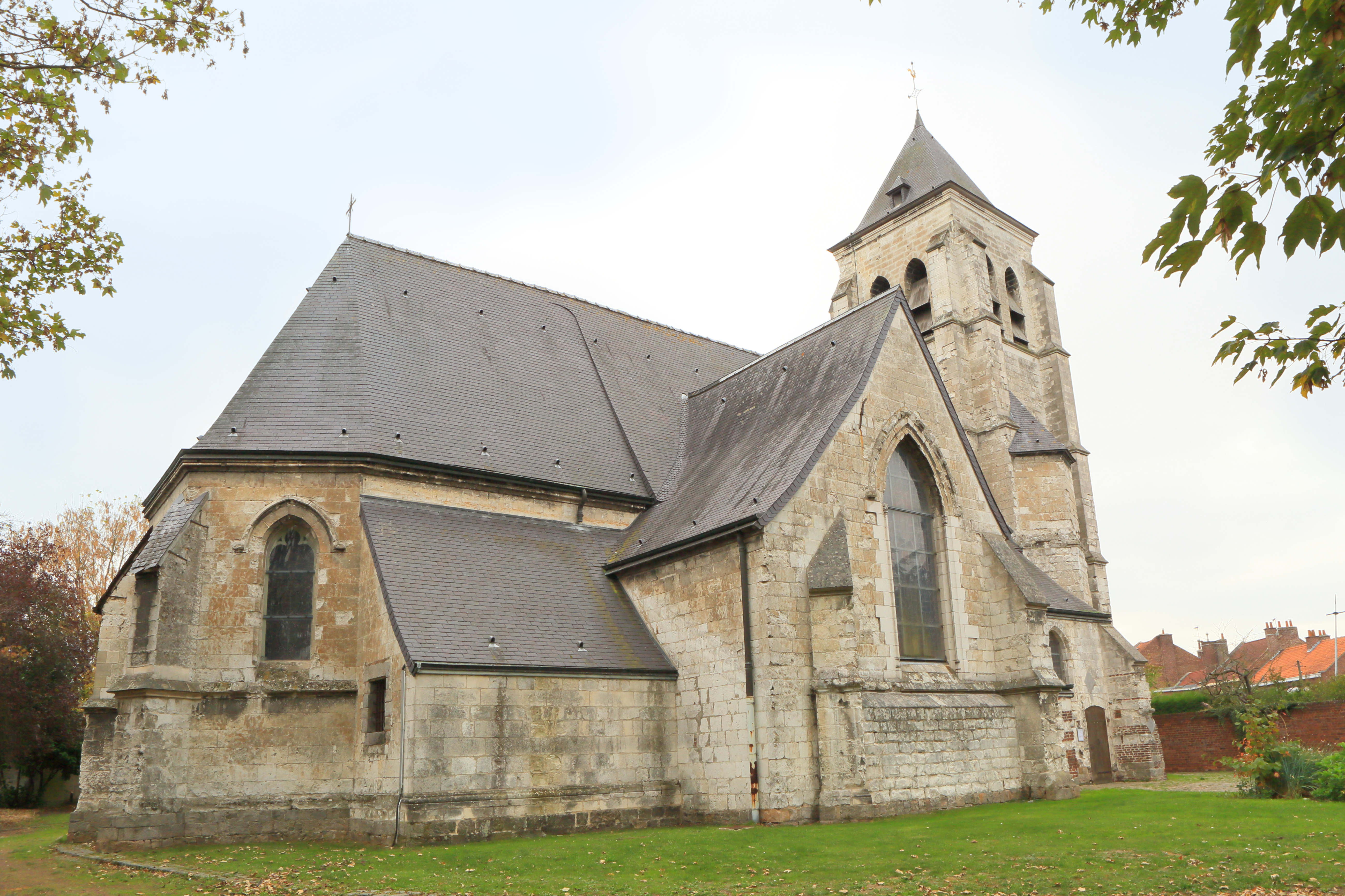 Quartier du Grand Ronchin – Cité Jardins : l’église Sainte-Rictrude, classée aux monuments historiques
